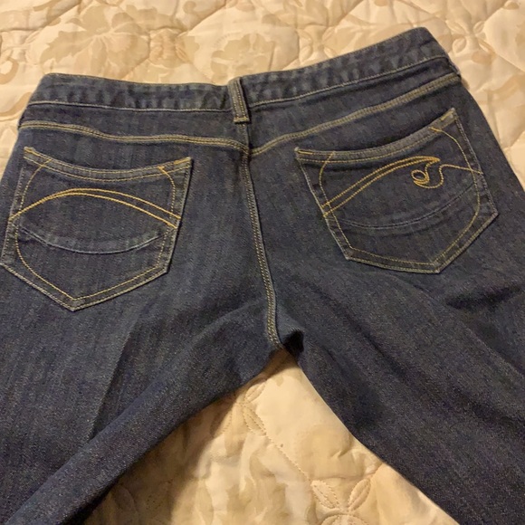 EUC stretchy skinny jeans - Picture 2 of 3